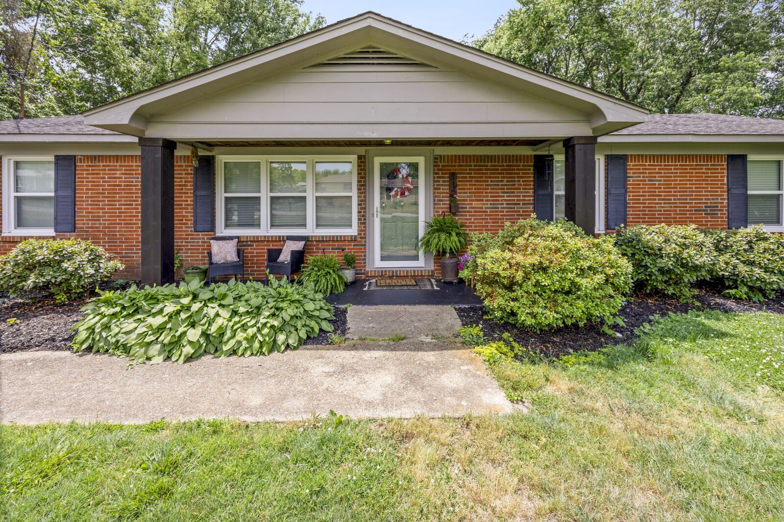 Property Photo: 112 Bel Aire Dr TN 37398