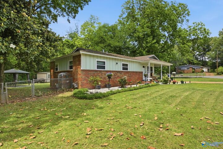 Property Photo:  3101 Kirkland Circle  AL 35810 