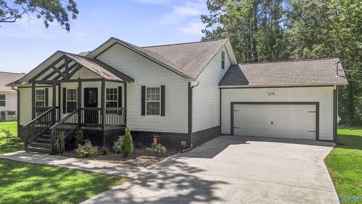 Property Photo:  155 Cumberlind Drive  AL 35976 