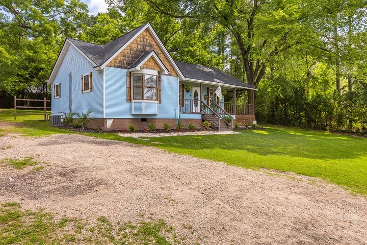 Property Photo:  311 E. Linn Street  TX 75949 