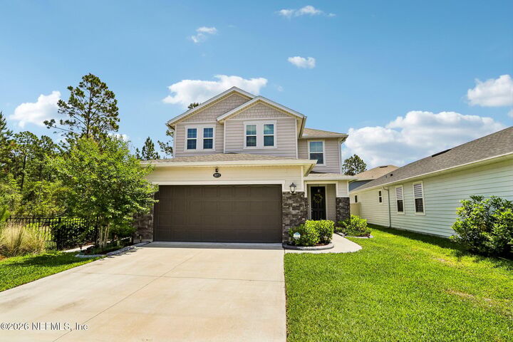 Property Photo: 8053 Guild Way FL 32222