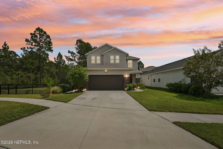 Property Photo:  8053 Guild Way  FL 32222 