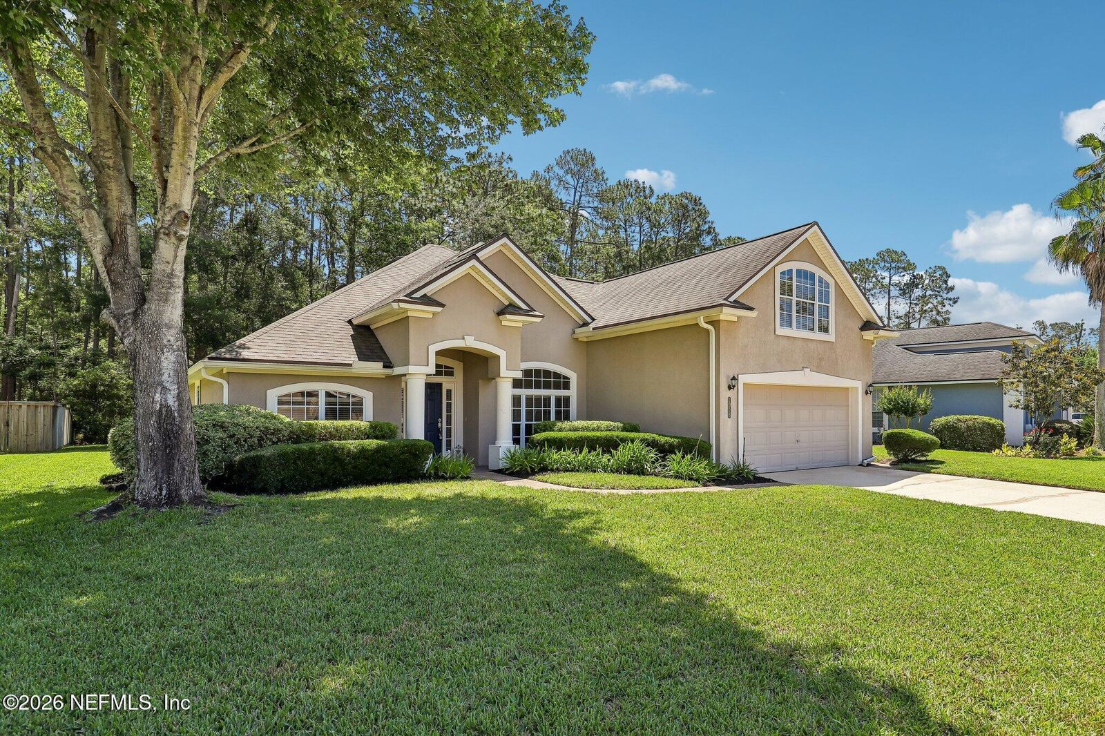 Property Photo:  1916 Vista Lakes Drive  FL 32003 