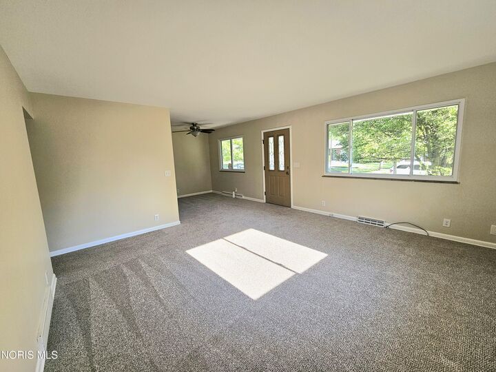 Property Photo:  2831 E Glenn Street  OH 43613 