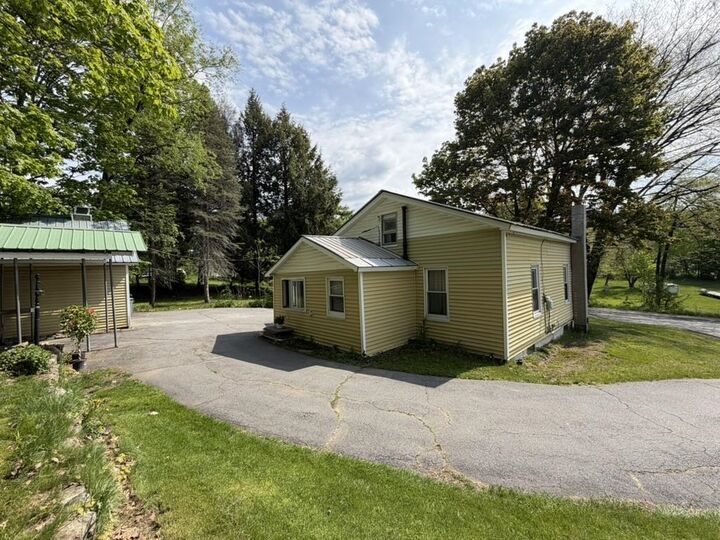 Property Photo:  160 Elm Street  NH 03743 