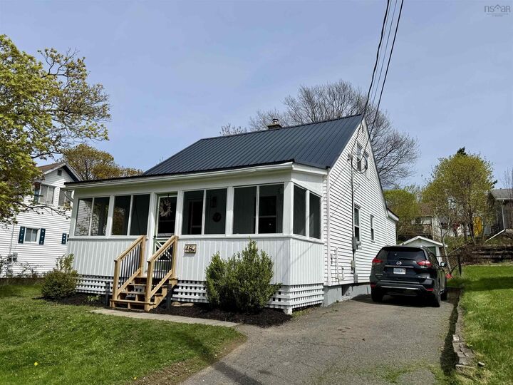 Property Photo:  46 Dickie Street  NS B0K 1X0 