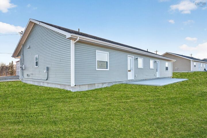 Property Photo:  250 Cossitt Heights Drive  NS B1P 7E8 