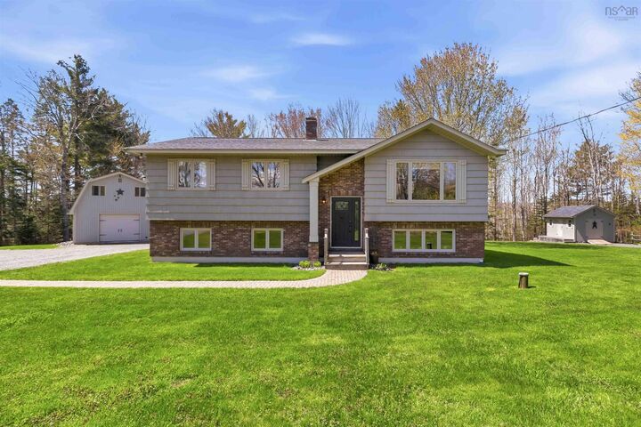 61 Charles Hill Road — photo 1