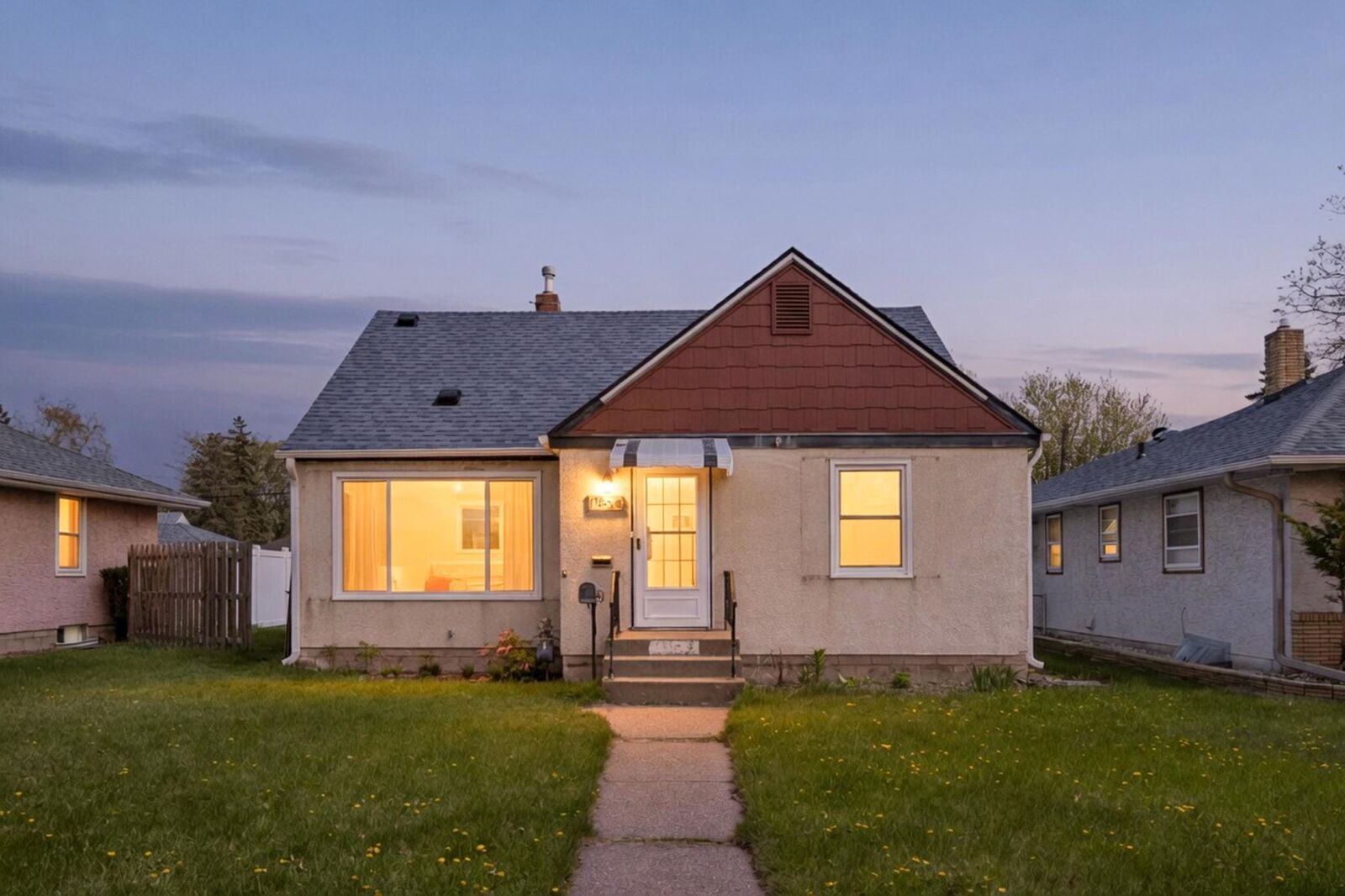 Property Photo: 1652 Atlantic Street MN 55106