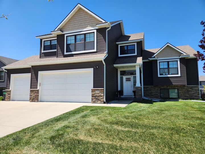 Property Photo:  2225 Phoenix Road SW  MN 55902 