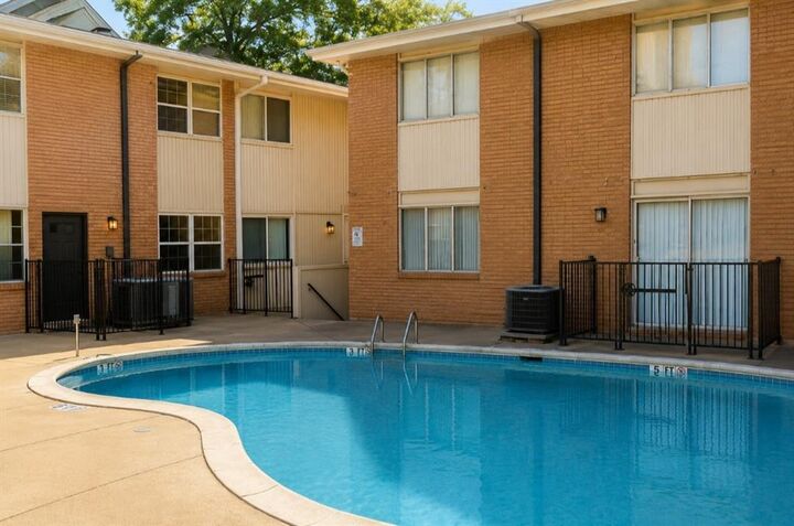 Property Photo:  4011 Cole Avenue 113  TX 75204 