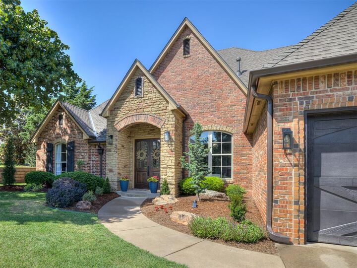 Property Photo:  1309 Narrows Bridge Circle  OK 73034 