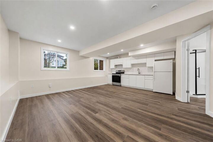 Property Photo:  716 Karlsfeld Road A  ON N2T 2W4 