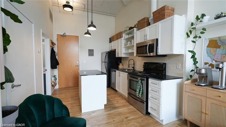 Property Photo:  410 King Street W 226  ON N2G 1C3 