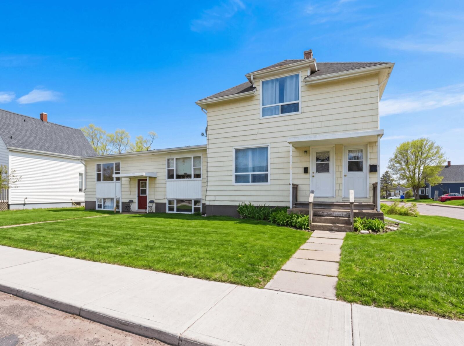 Property Photo:  148-150-152 Cedar Street  PE C1N 3P9 