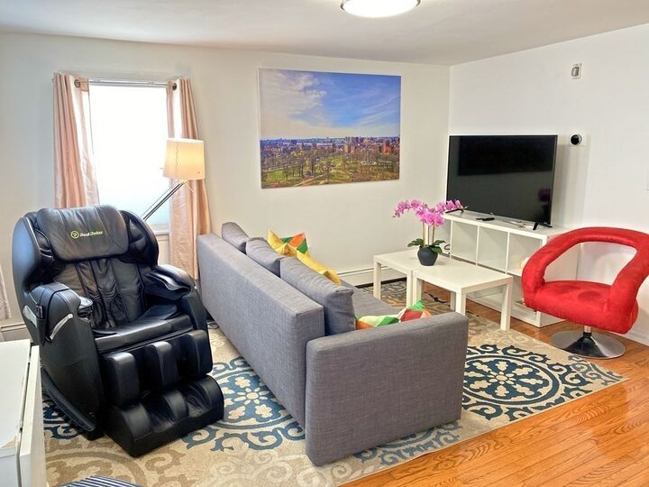 Property Photo:  37 Telegraph St 3  MA 02127 