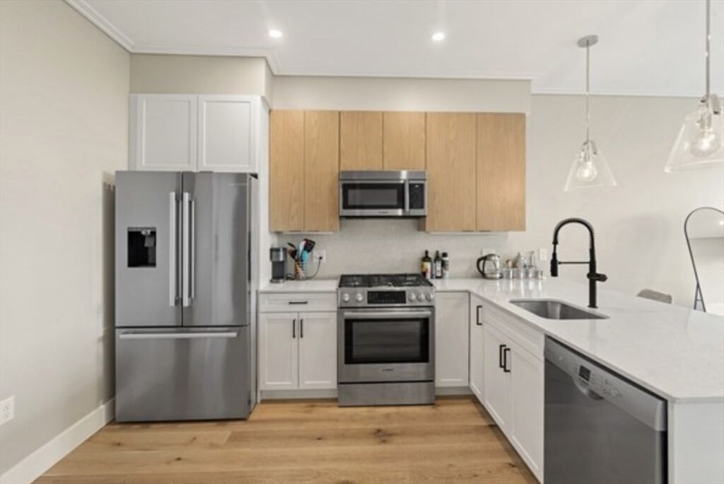 Property Photo:  70 Leo Birmingham Parkway 507  MA 02135 