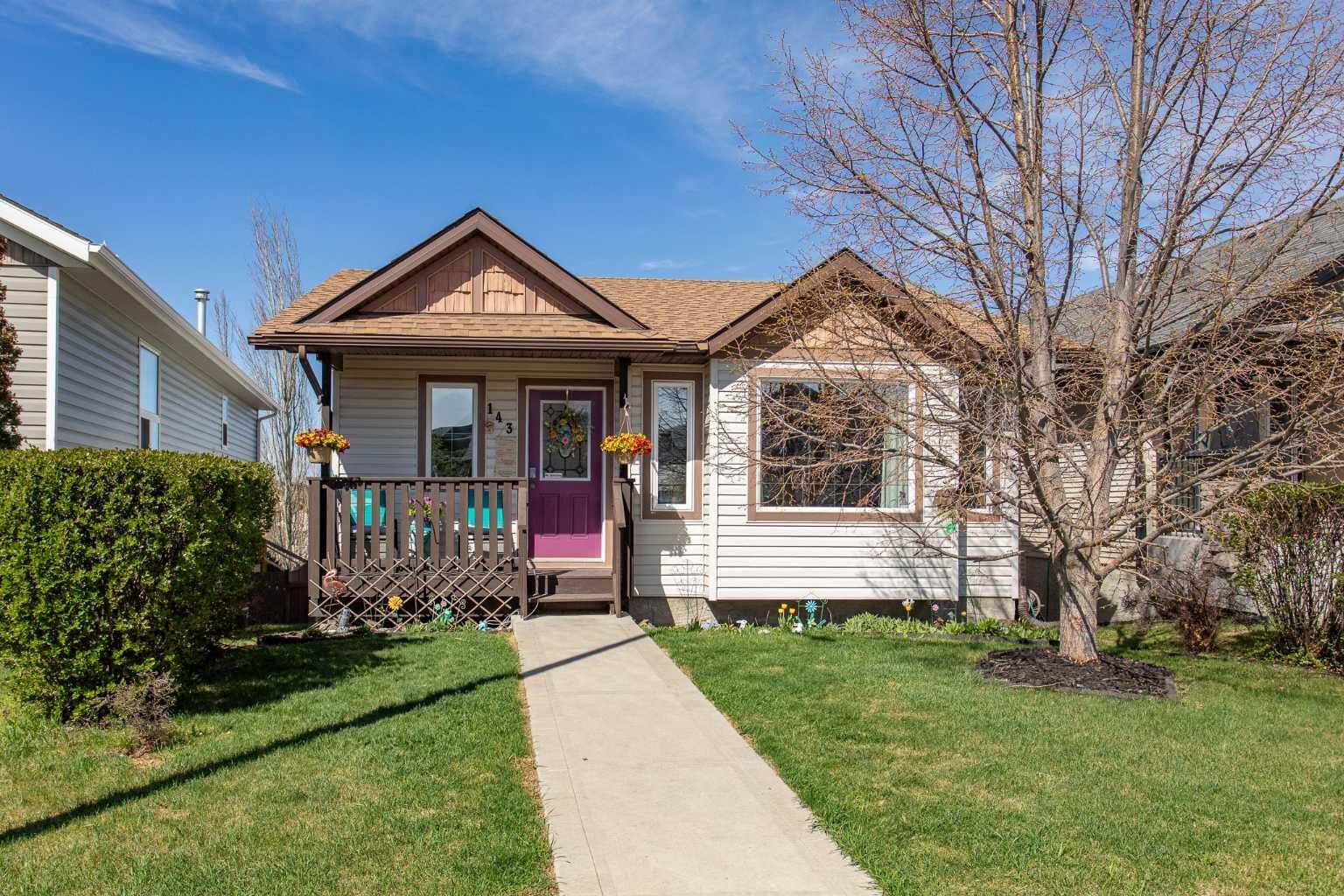 Property Photo:  143 Inkster Close  AB T4R 0A8 