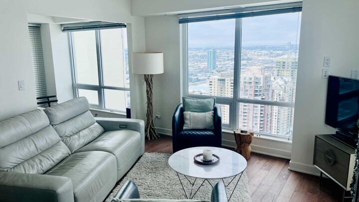 Property Photo:  930 6 Avenue SW 3202  AB T2P 1J3 