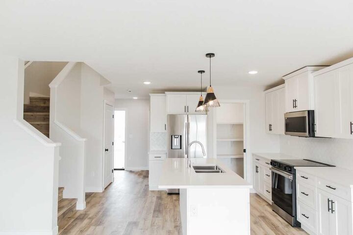 Property Photo:  9520 114 Avenue  AB T8X 0W8 