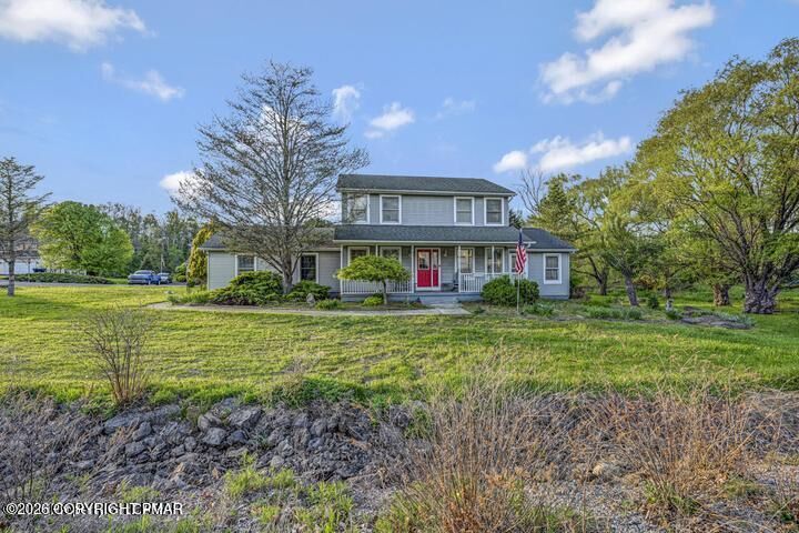 Property Photo:  2204 Branchwood Court  PA 18302 