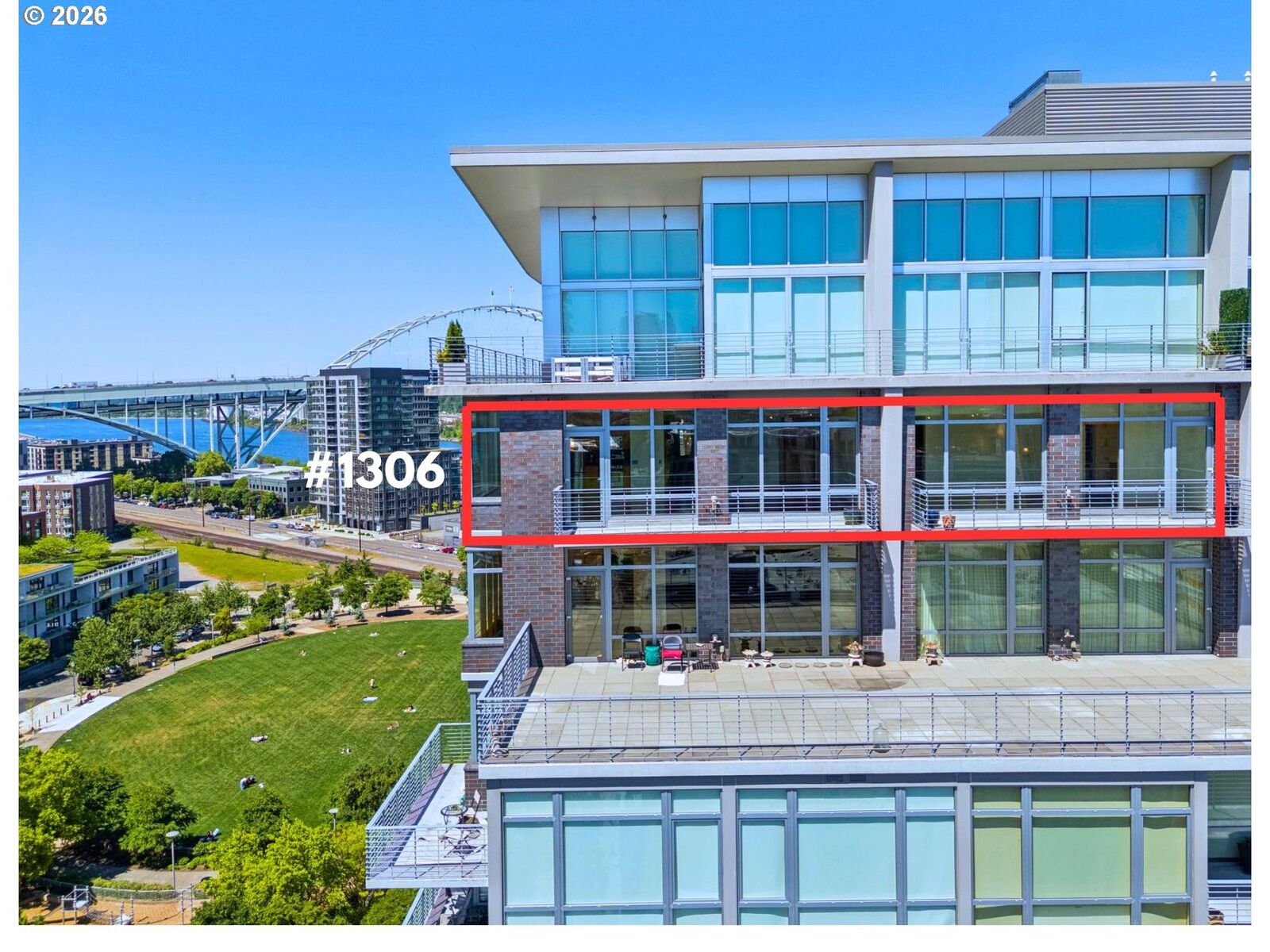 Property Photo: 1255 NW 9th Ave 1306 OR 97209
