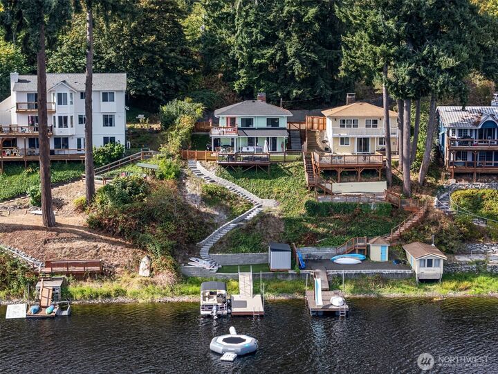 Property Photo:  4624  Thompson Lane SE  WA 98513 