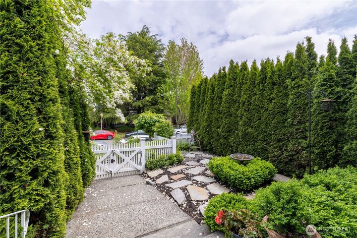 Property Photo: 306 N G Street WA 98403