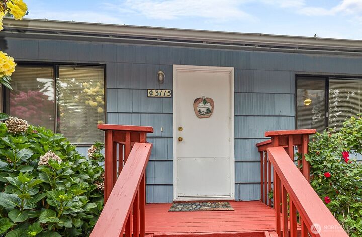 Property Photo: 3115 170th Street SW WA 98037
