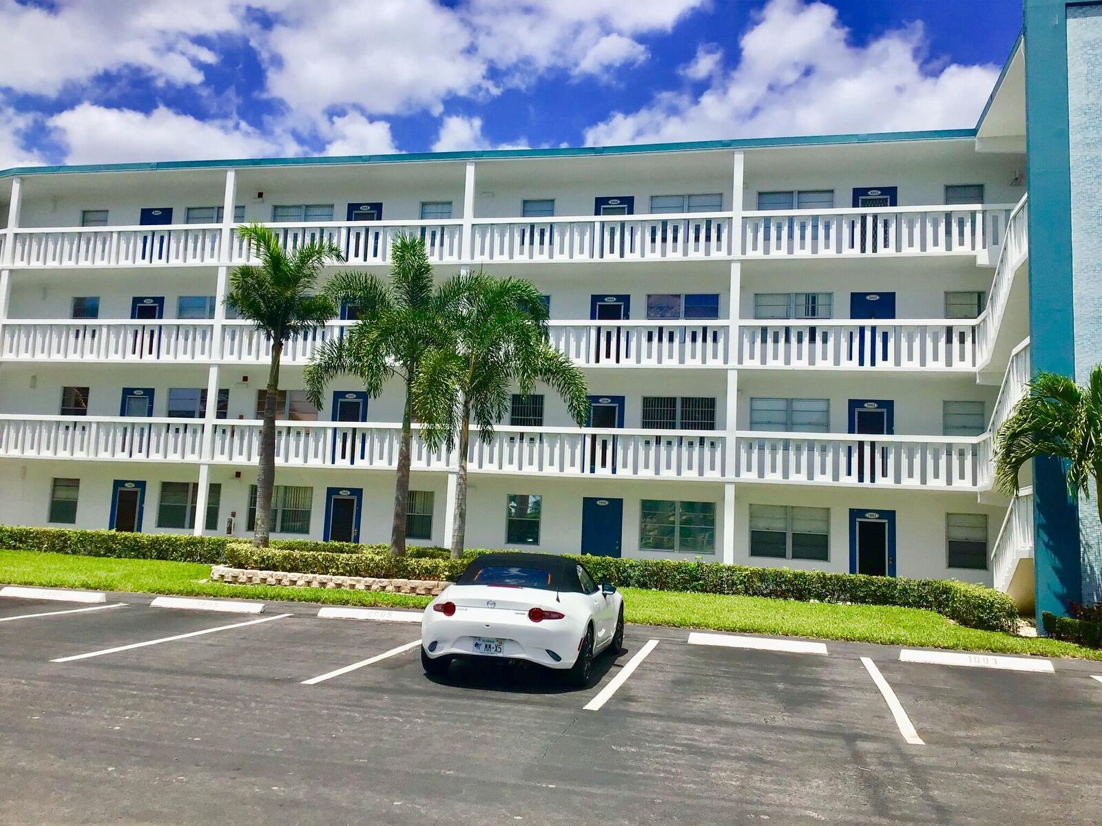 Property Photo: 4004 Exeter A FL 33434