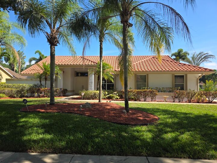 Property Photo: 2934 San Remo Way FL 33445