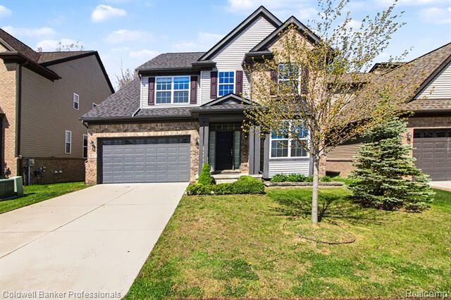Property Photo: 4817 W Stonegate Circle MI 48359
