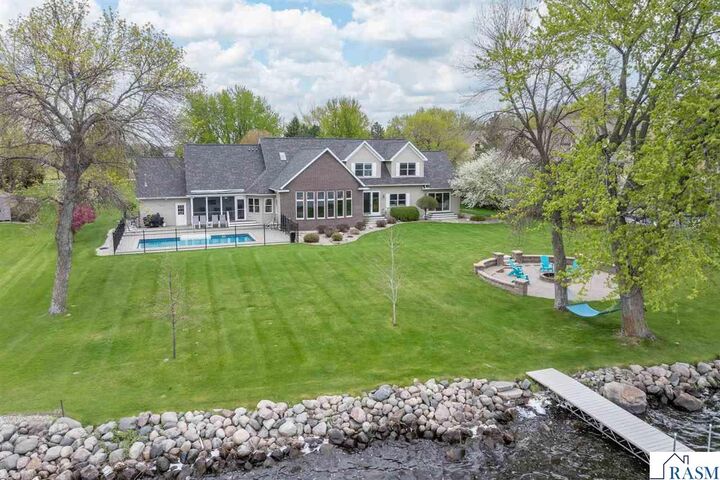 Property Photo:  4470 Washington Boulevard  MN 56063 