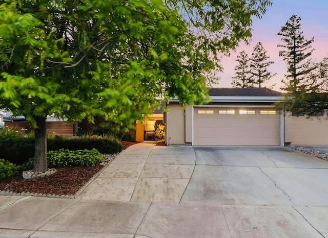 Property Photo: 5231 Leesa Ann Court CA 95124