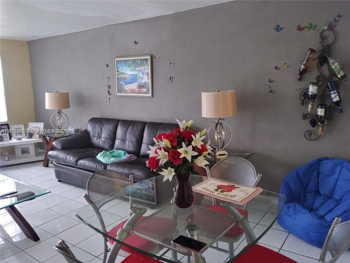 Property Photo: 8475 SW 156th Ct 333 FL 33193