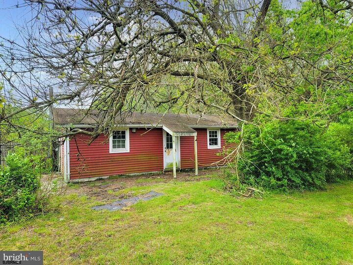 Property Photo: 36 Mackeys Ln NJ 08327