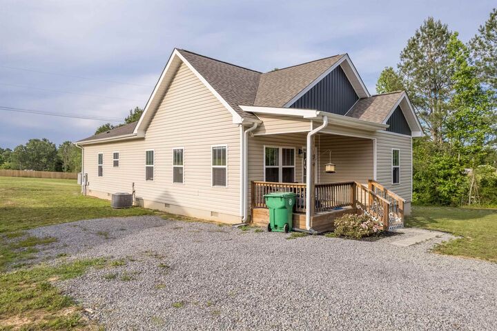 Property Photo: 89 Co Rd 1724 AL 35083