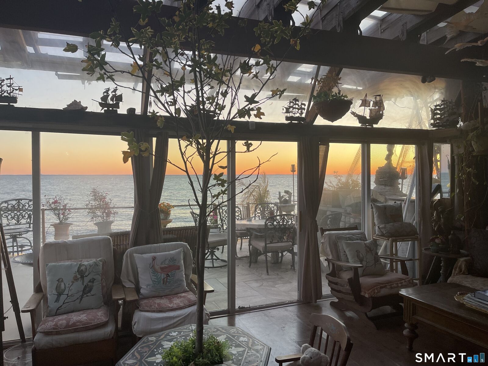 Property Photo:  15 Shoreline Drive 15  CT 06615 
