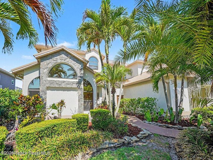Property Photo:  484 Lanternback Island Drive  FL 32937 