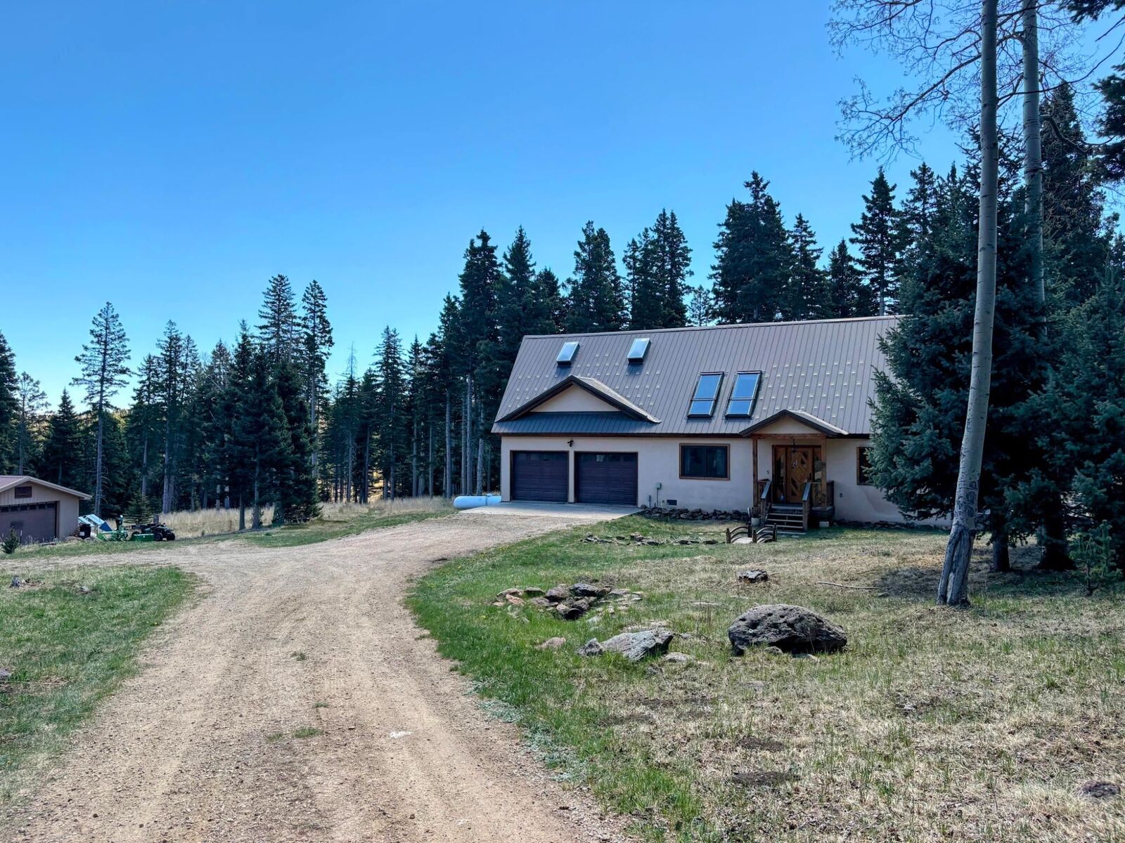 Property Photo:  215 Pleasant Meadow  NM 87710 