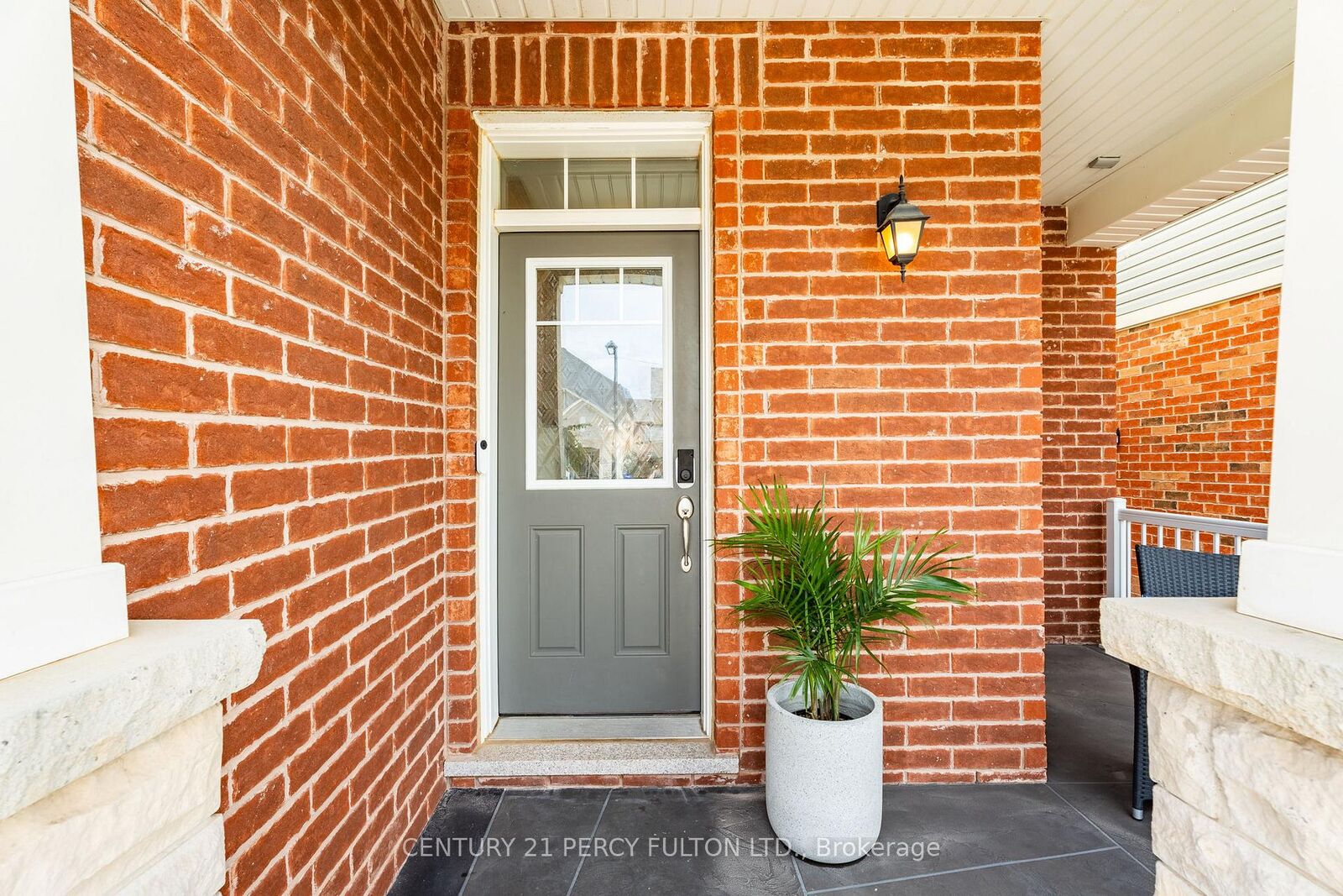 Property Photo: 458 Etheridge Avenue ON L9E 0A8