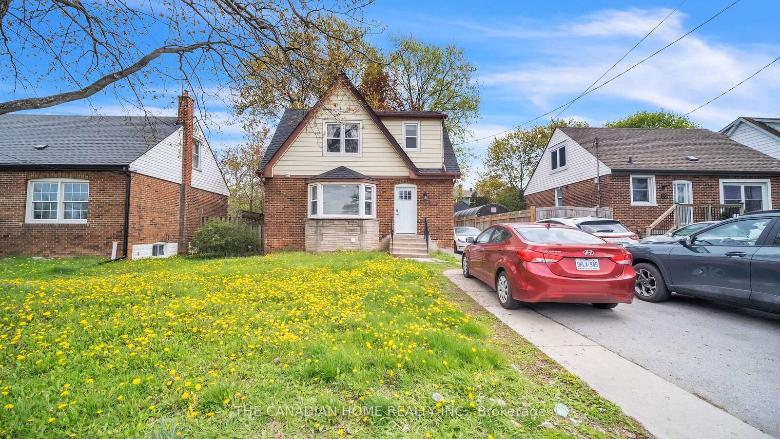 Property Photo:  87 West 5th Street  ON L9C 3N5 
