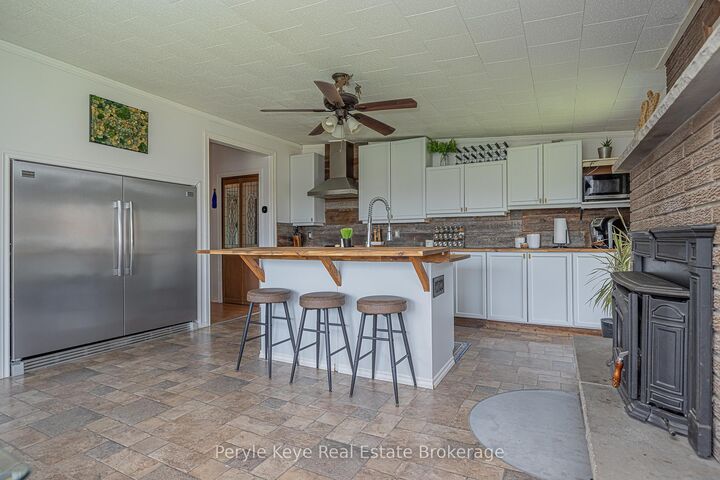 Property Photo: 114 Robbs Rock Road ON P0A 1C0