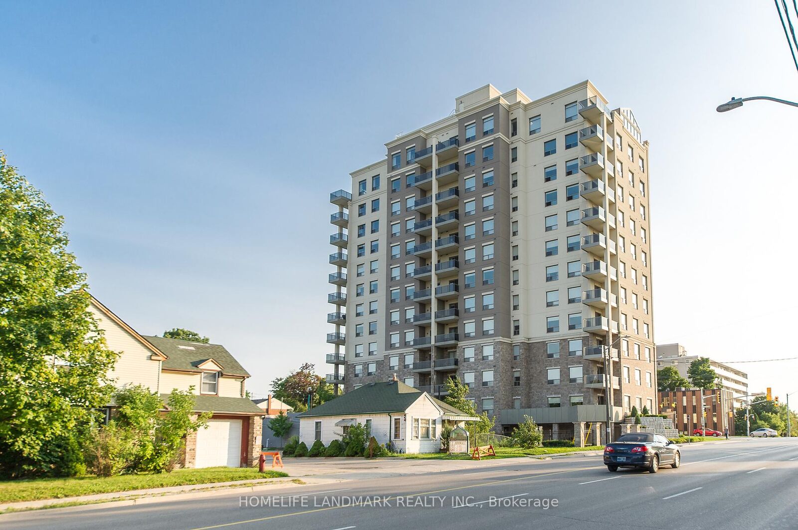Property Photo: 223 Erb Street W 302 ON N2L 0B3