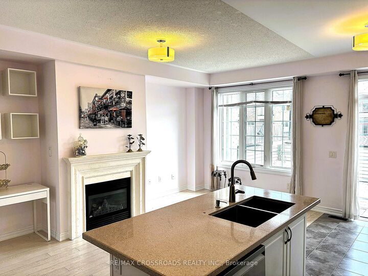 Property Photo: 49 Memon Place ON L6E 0S1
