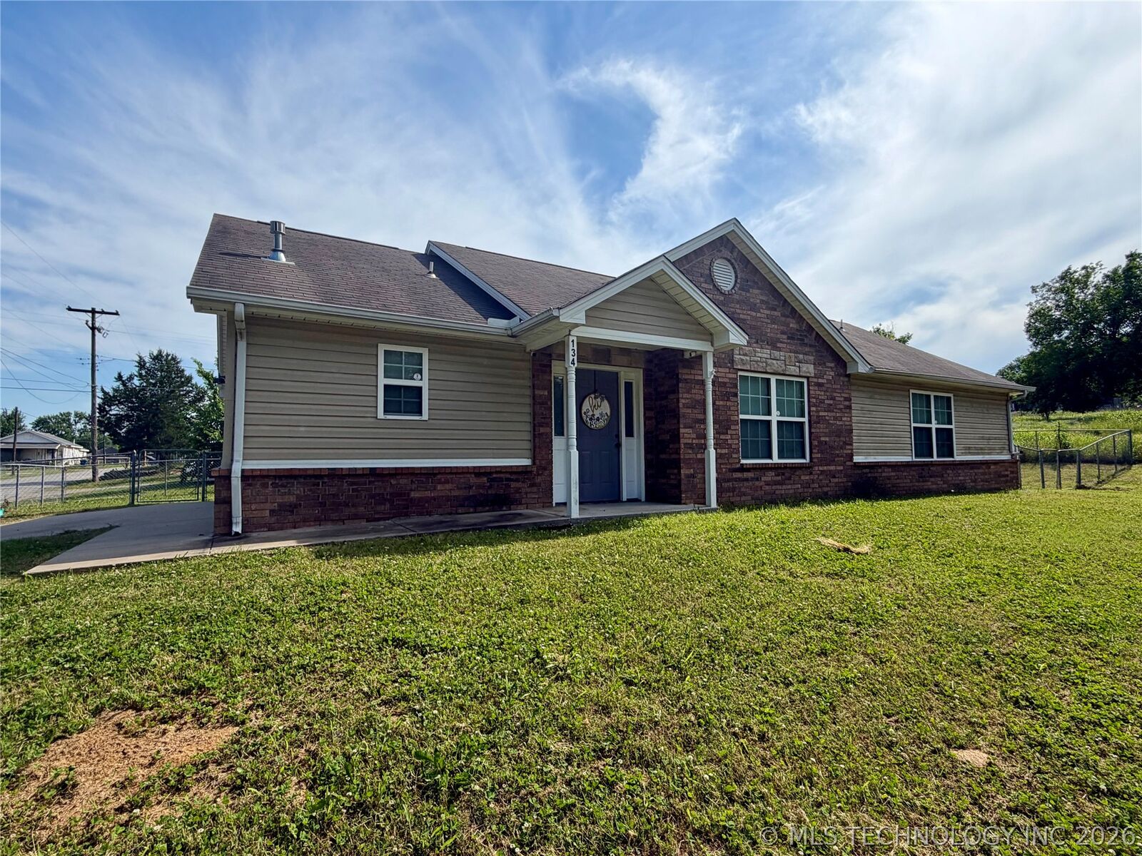 Property Photo:  134 E 2nd Street  OK 74030 