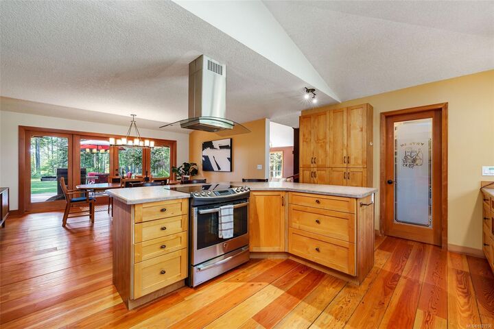 Property Photo:  2345 Bucktail Pl  BC V9P 9L5 