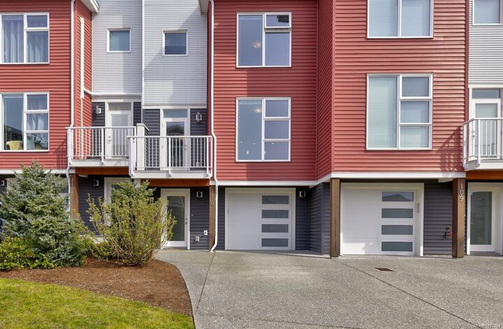 Property Photo: 1800 Summerhill Pl 110 BC V9S 0C7