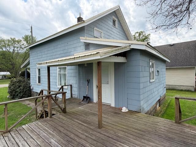 Property Photo: 268 Old Pittsfield Road PA 16371