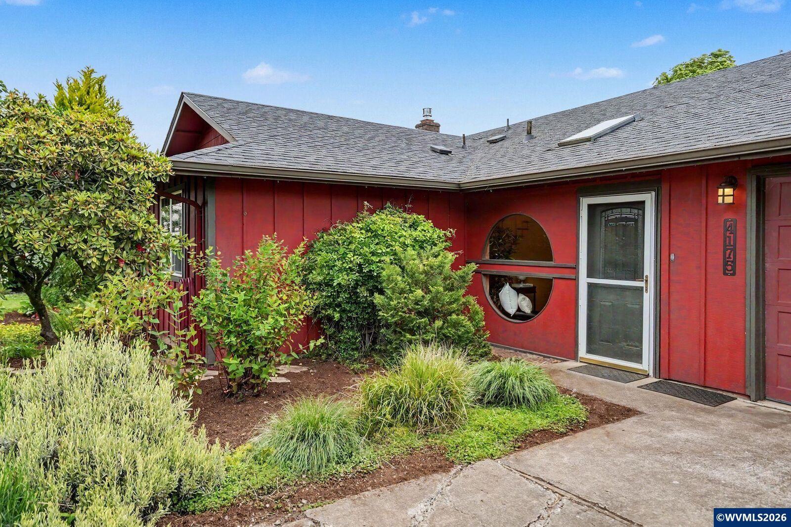 Property Photo:  4175 NE Morning St  OR 97330 